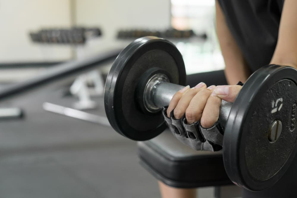 Apa Itu Strength Training? Simak Definisi dan Manfaatnya di Sini!