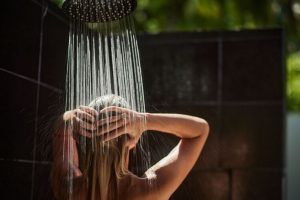berapa menit setelah olahraga boleh mandi