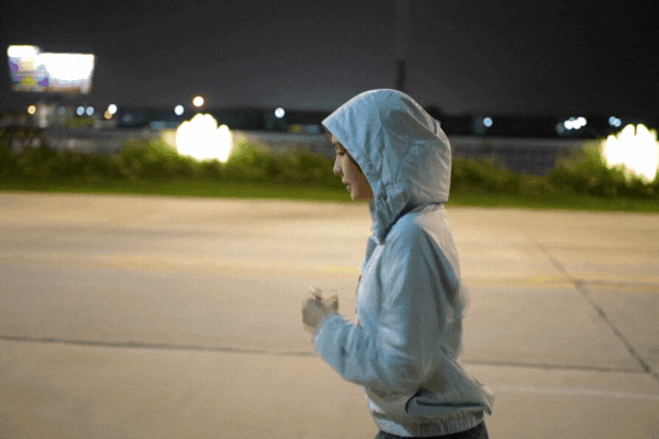 Night Run Challenge: Cara Konsisten Lari Malam Meski Sibuk-HERO