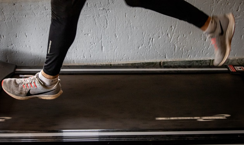 sepatu treadmill